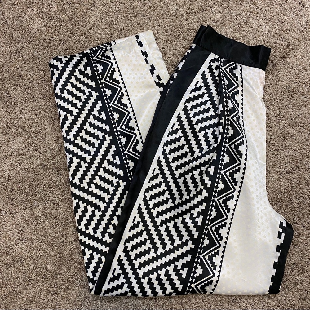 Bernard Cowan. Ladies Size 10. Pants